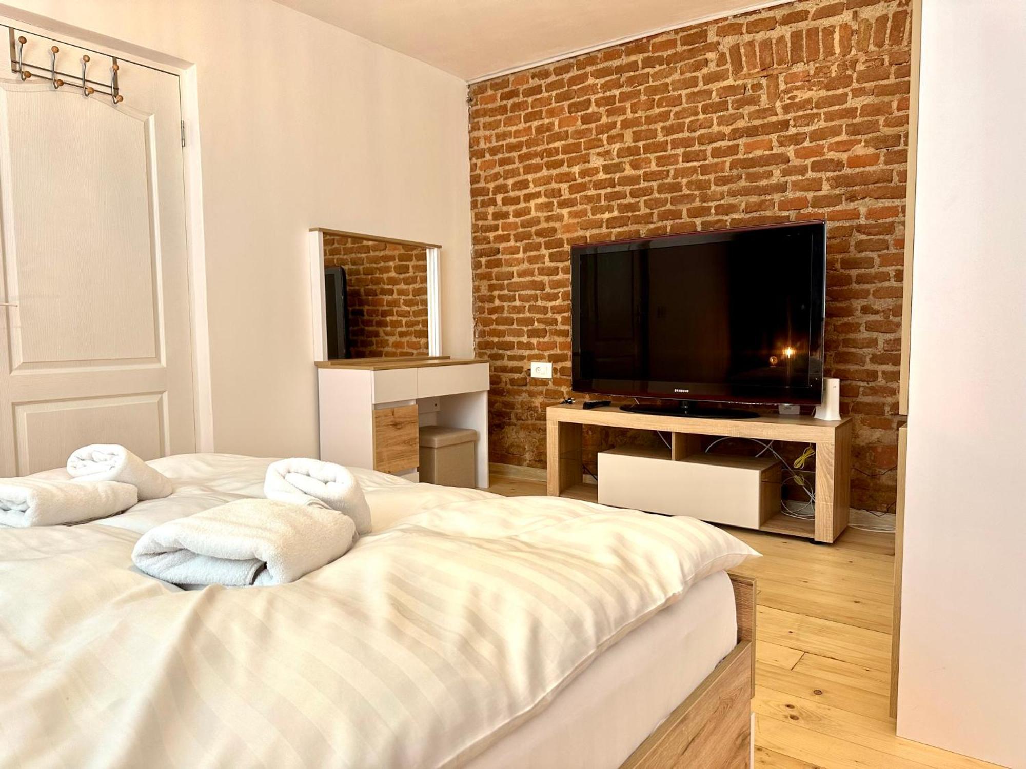 4Friendscentrubrasov Apartman Kültér fotó